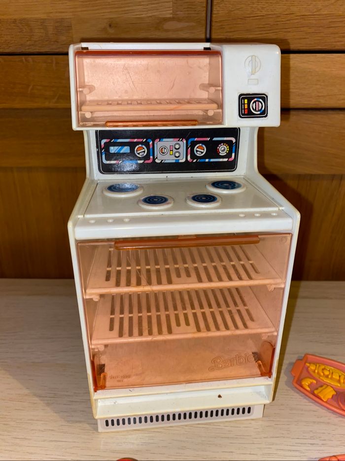 Mattel Barbie poupée 1978 cuisine four vaisselle fruits cuisinière kitchen furniture - photo numéro 5