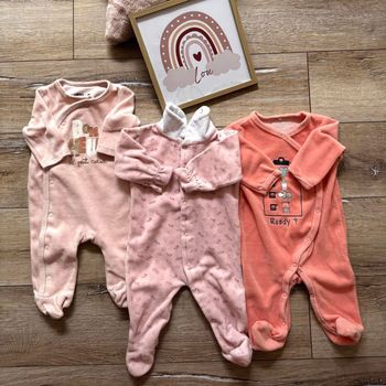 Lot de 3 pyjamas ( 3 mois )
