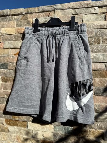Short Nike taille M
