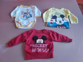 lot 3 vêtements "disney" 3 mois