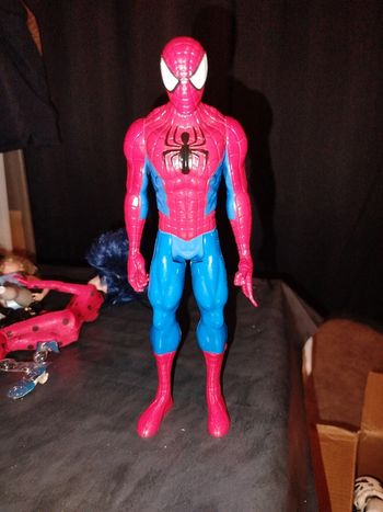 Figurine speeder man