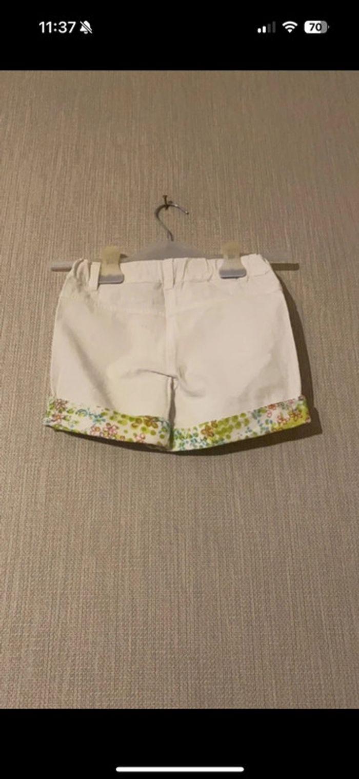 Short blanc kiabi 6 ans - photo numéro 2