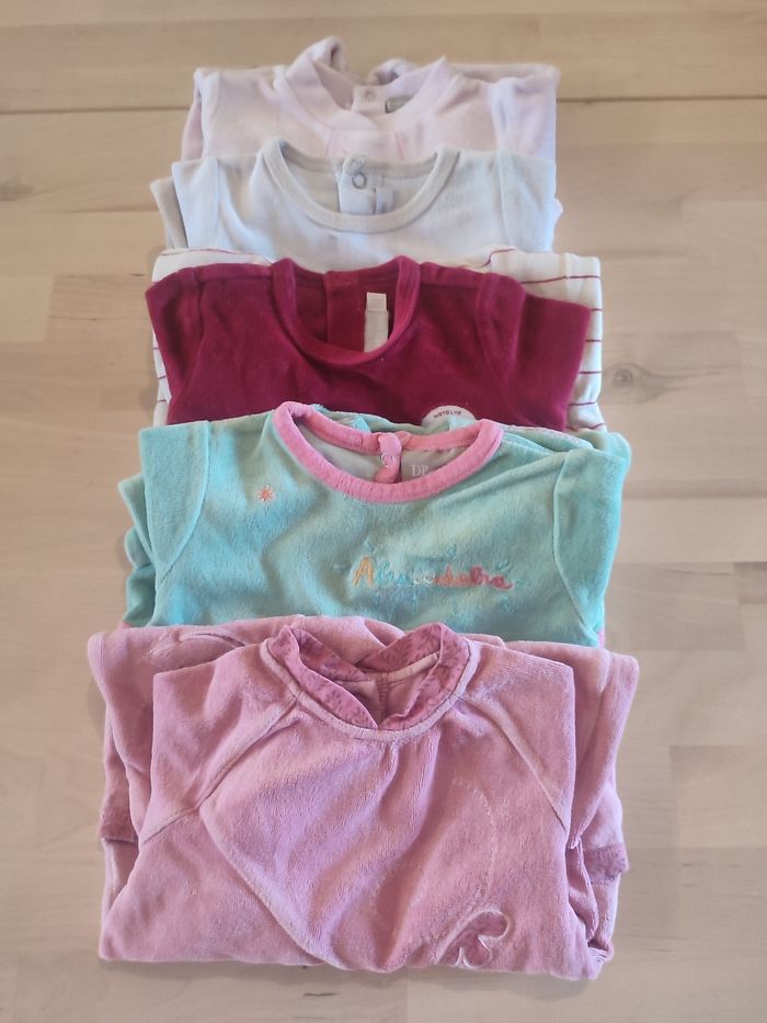 Lot de 5 jolies pyjamas