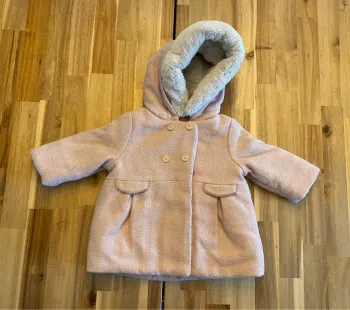 Manteau fourrure polaire rose et or tape a l’œil