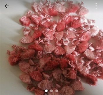 Lot de 50 pompons pour loisirs créatifs