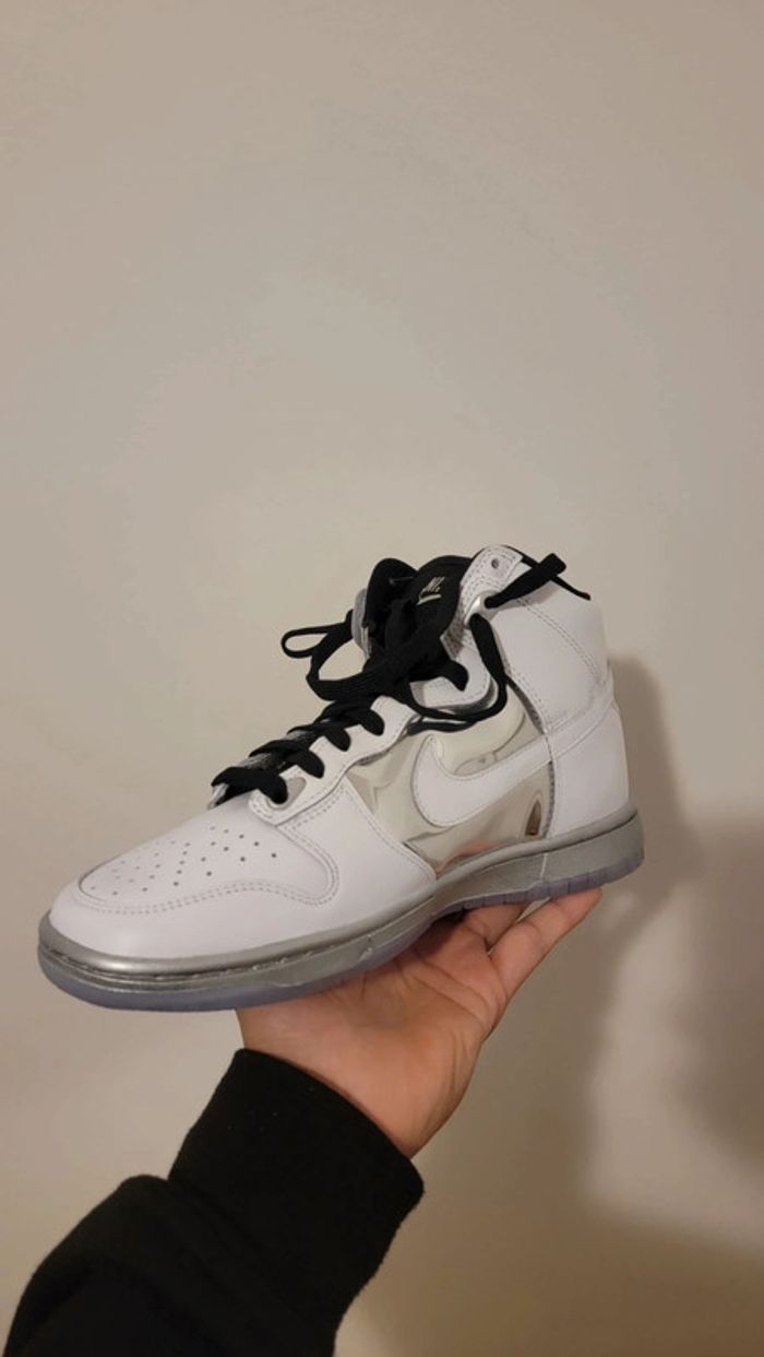 W Nike Dunk High SE - photo numéro 3