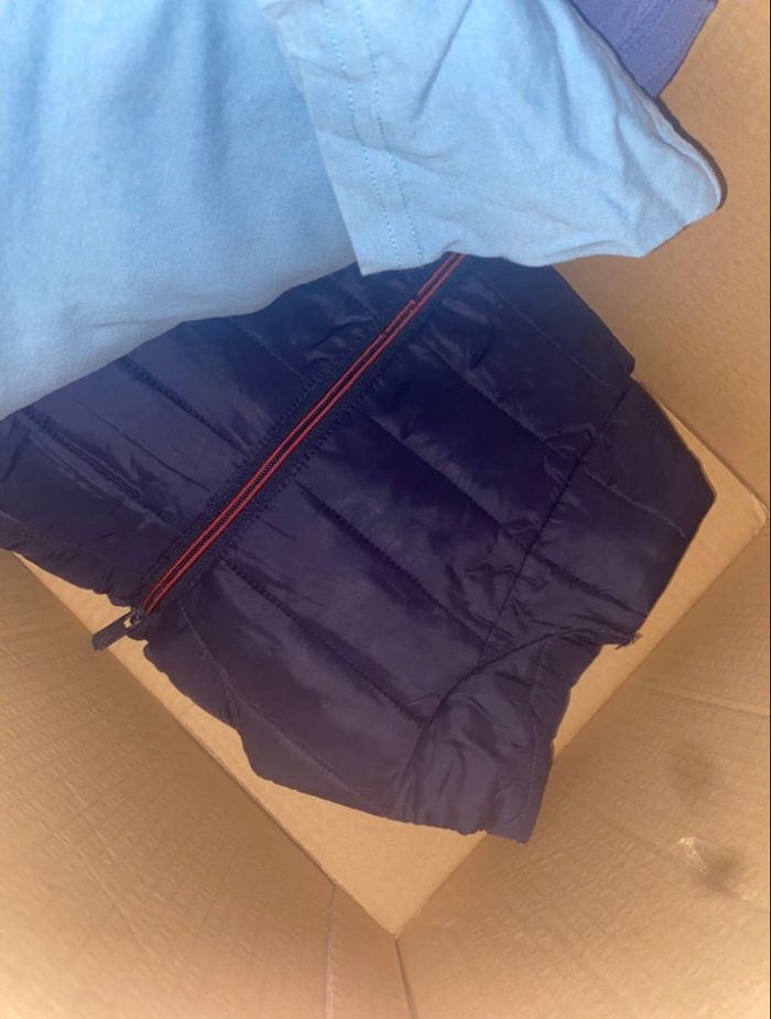 Carton de 13 Vetement pour garçons en taille 6 ans - photo numéro 4