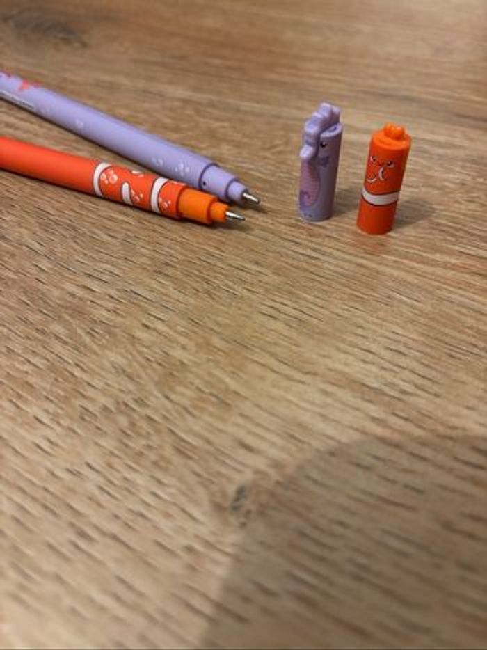 Lot de 2 stylos effaçables sous la mer ( hippocampe / poisson ) sans marque - photo numéro 3