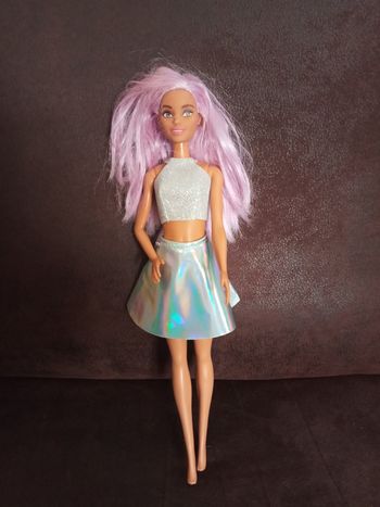 Jolie Poupée "Mattel" (Indonésie)