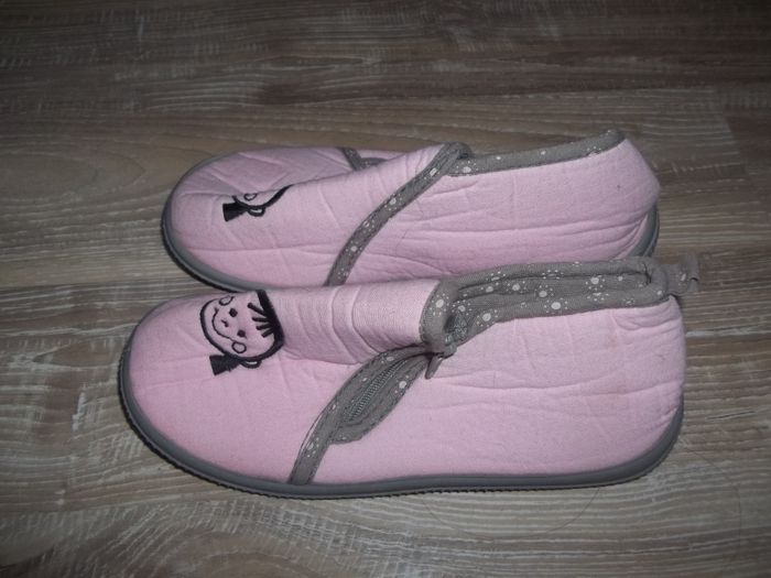 Chaussons hauts zippés rose et gris 30 (Ch15)