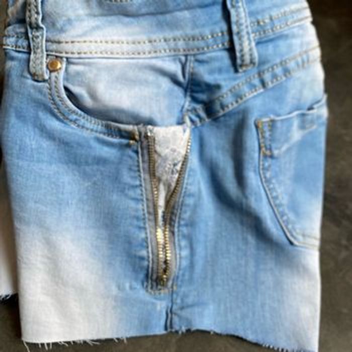Short en jeans stretch dentelle blanche sous les poches 40 - photo numéro 3