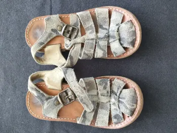 Sandales