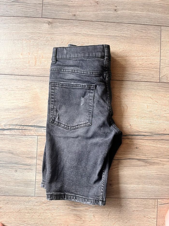 Short en jean noir gris 12 ans Zara - photo numéro 2