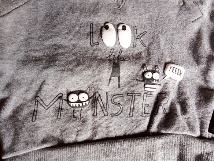 Sweat gris 6 mois - photo numéro 2