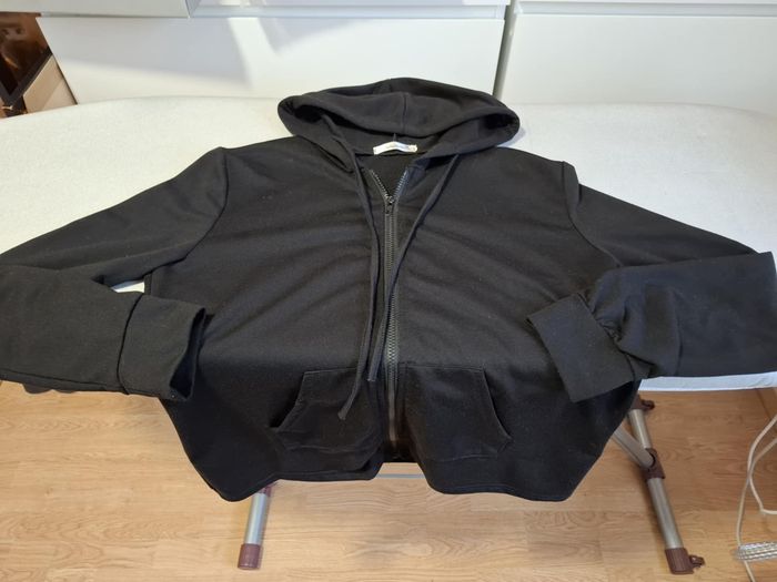 Beau gilet femme JunjieFashion noir à capuche S/M très bon état - photo numéro 4