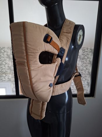 Porte bébé babybjorn
