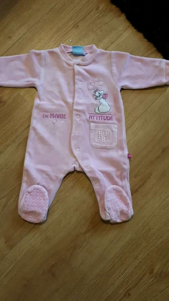 Pyjama velours Disney 3 mois