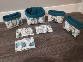 Lot corbeilles + cotons