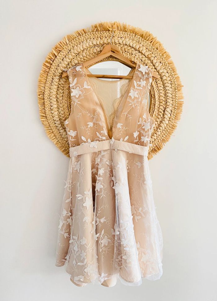 Robe de cérémonie taille L comme neuve - photo numéro 6