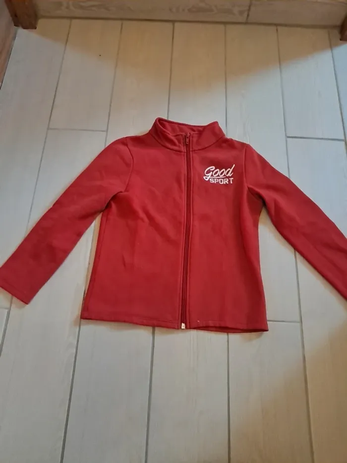 Veste zippé Décathlon 8 ans
