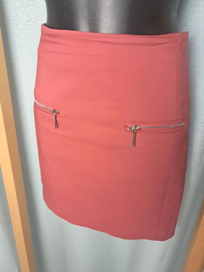 Cop copine jupe courte T.36 en tbe mod. Ground - photo numéro 2