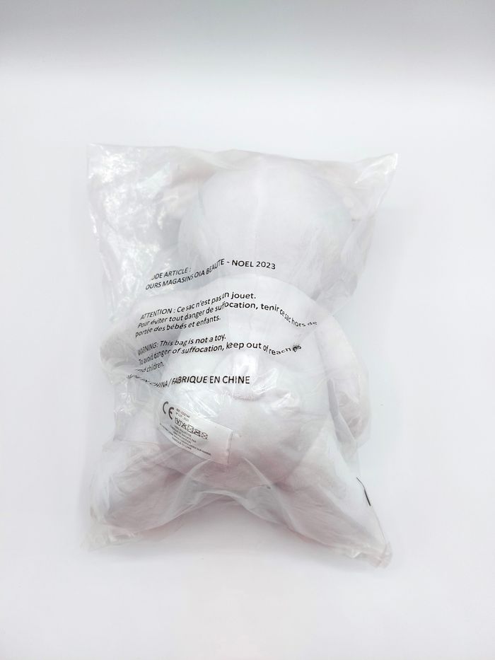 Peluche ours blanc OIA beauté Noël 2023 rose paillette doudou neuf emballé 21 cm - photo numéro 3