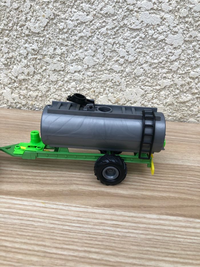 Tracteur et remorque citerne bon état environ 30 cm - photo numéro 5