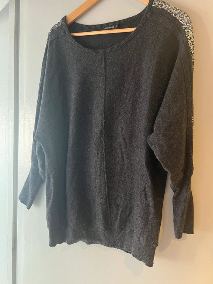 Pull gris à paillettes