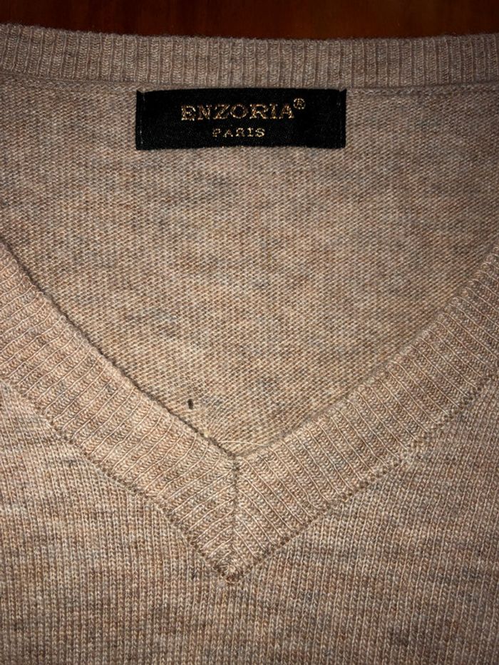 Pull beige col v taille unique - photo numéro 2