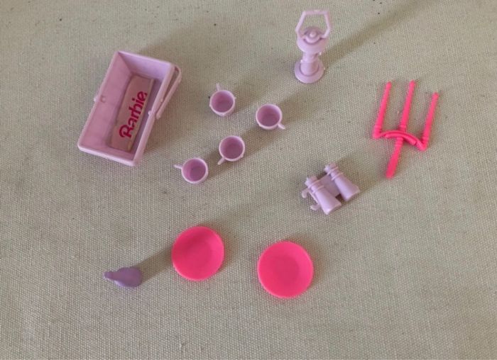 Lot de 11 accessoires pour barbie rose violet - photo numéro 2