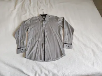 Très belle chemise 38/40