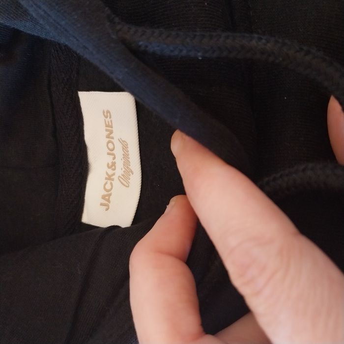Pull avec capuche jack et jones taille xs neuf jamais utilisé - photo numéro 2