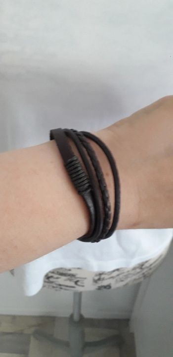 Bracelet cuir multirangs réglable