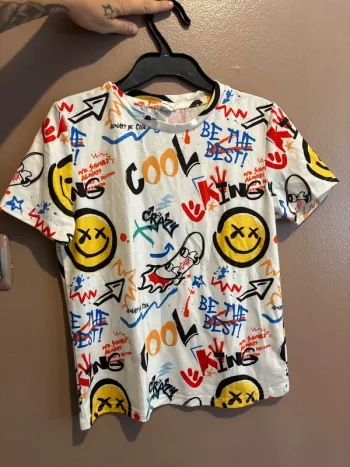 T-shirt