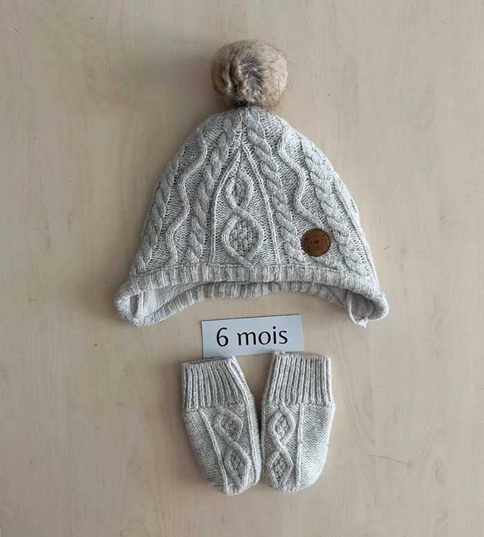 Bonnet et moufle h&m taille 3-6 mois 68 cm