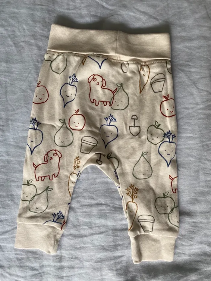 Pantalon 56cm H&M 1-2mois - photo numéro 4