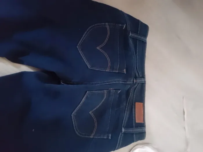 Jean levis bleu foncé taille 36 push up - photo numéro 11