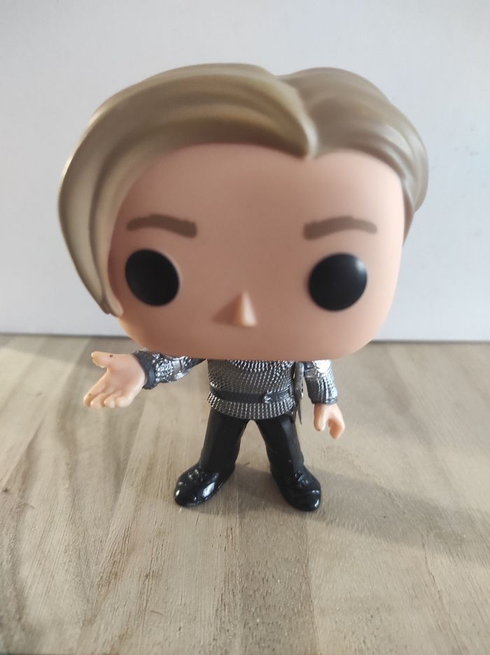 Figurine Funko pop Romeo 708 SANS boîte ( Roméo et Juliette )