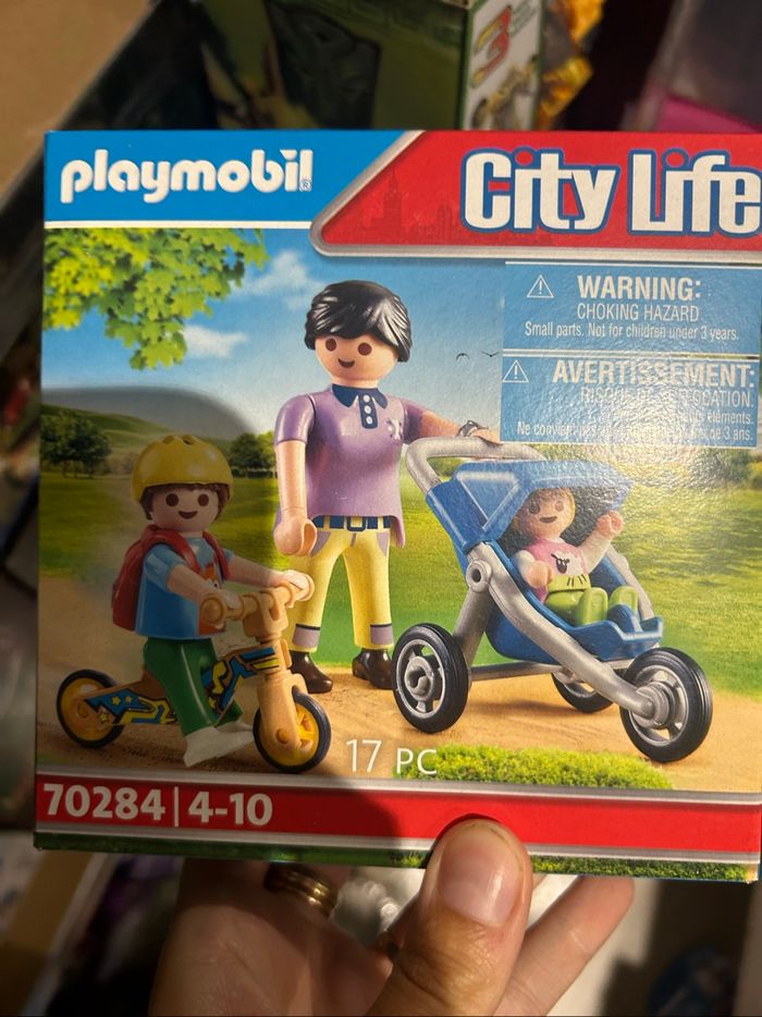 Playmobil Maman avec Enfants 70284