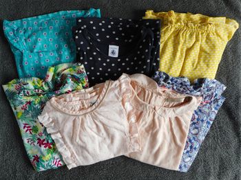 Lot vêtements été Filles - 7 pièces - 5 ans