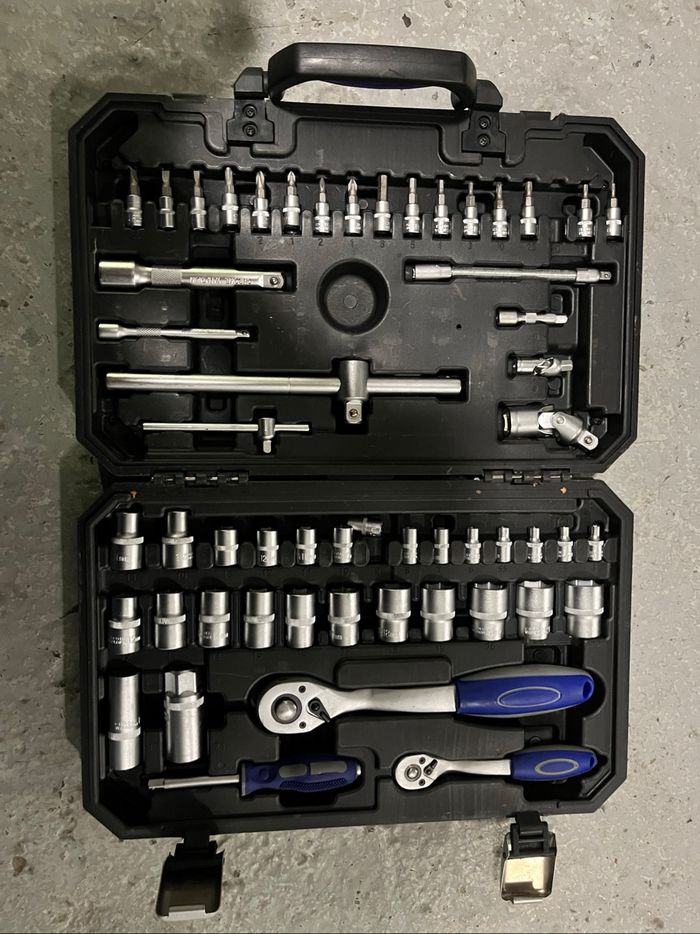 Coffret clés et douilles à cliquer