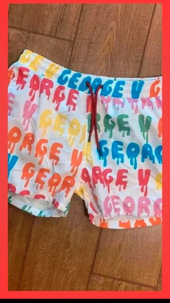 Petits prix :)  Short plage  valeur  139€