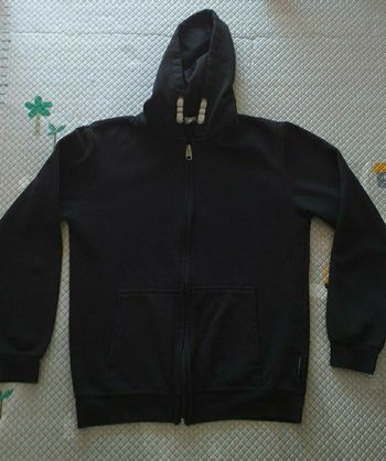 Sweat zippé à capuche