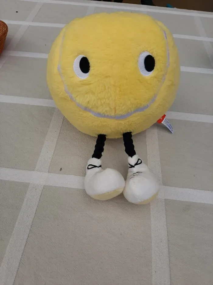 Peluche balle de tennis hema