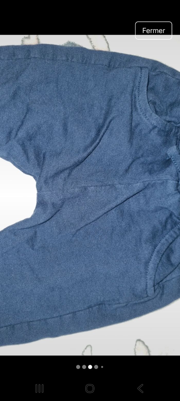 Pantalon 6 mois fille en très bon état - photo numéro 2