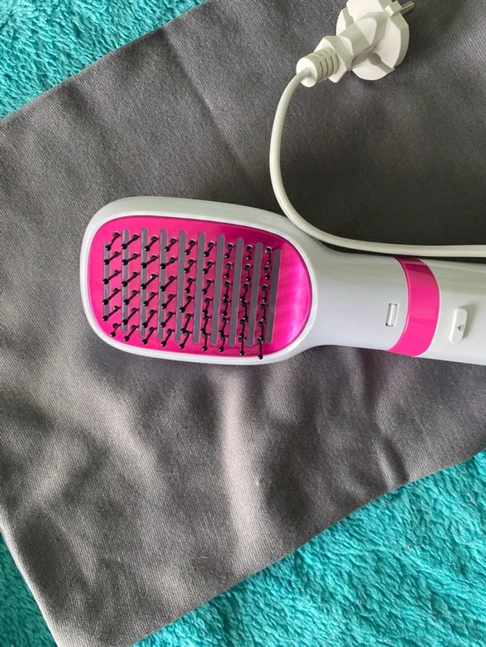 Brosse cheuveux - photo numéro 2