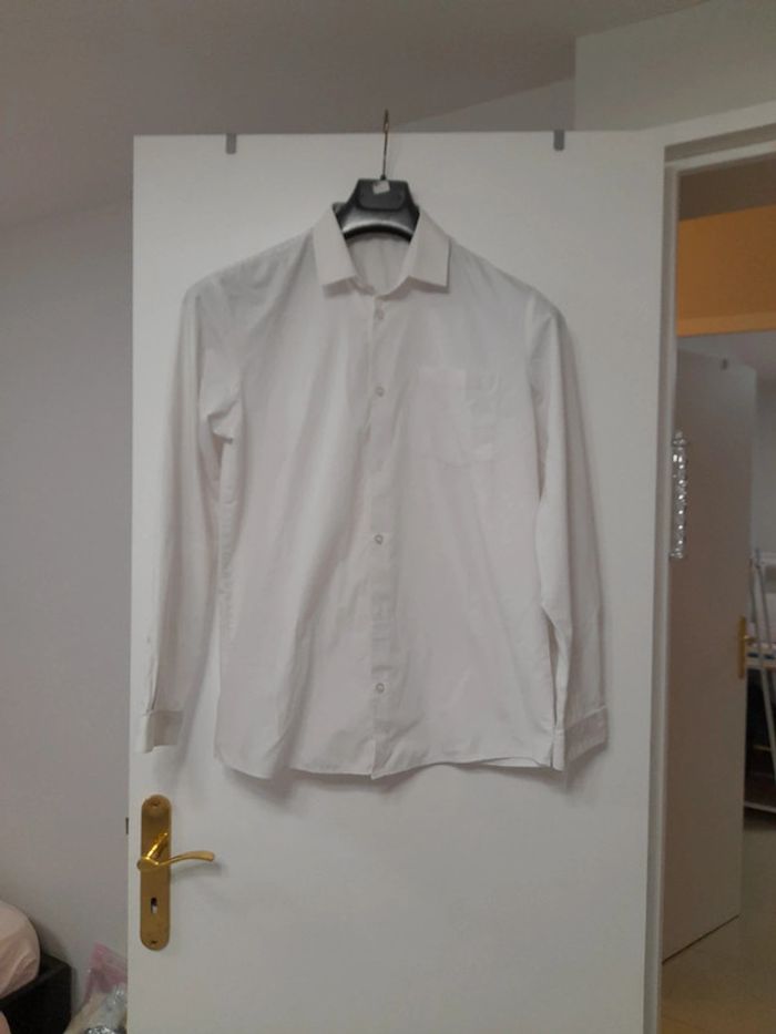 Chemise blanche 16 ans