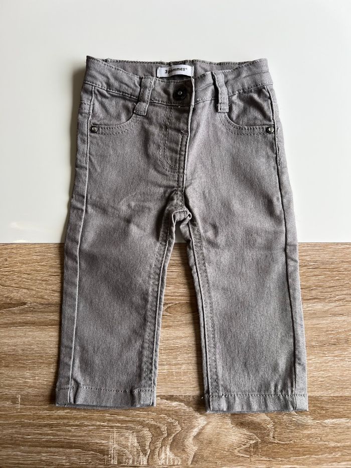 Lot jeans fille 6 mois - photo numéro 3