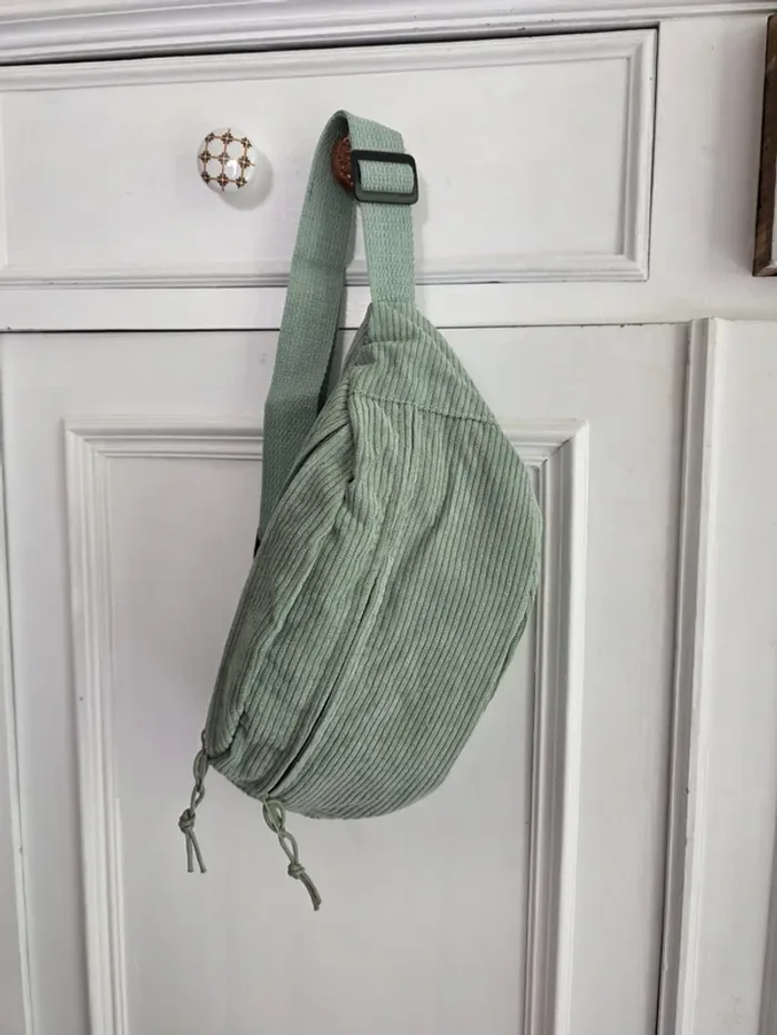 Banane verte en velours – style et volume garanti 💚