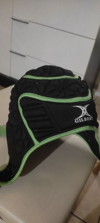 Gilbert protège tête rugby